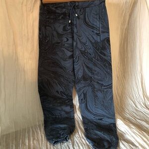 Athleta GIRL Black and blue swirl print sweatpants and ankle cuffs size 12 youth